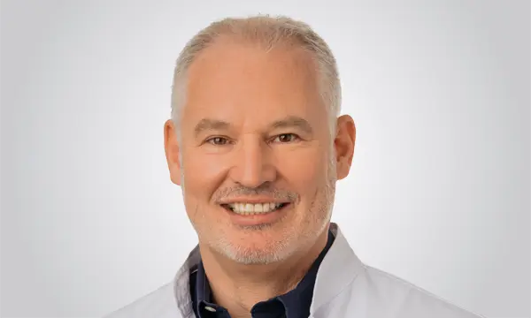 Dr. med. Raimund Völker